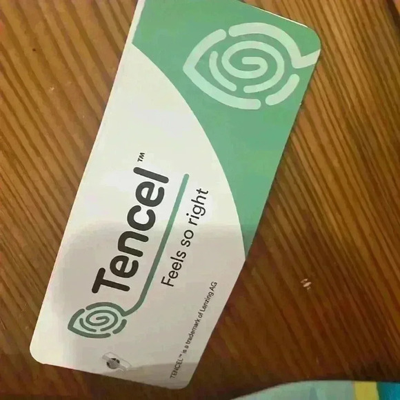 Lands end tencel pink and blue stretch skirt size medium 10-12 NWT - Picture 3 of 7